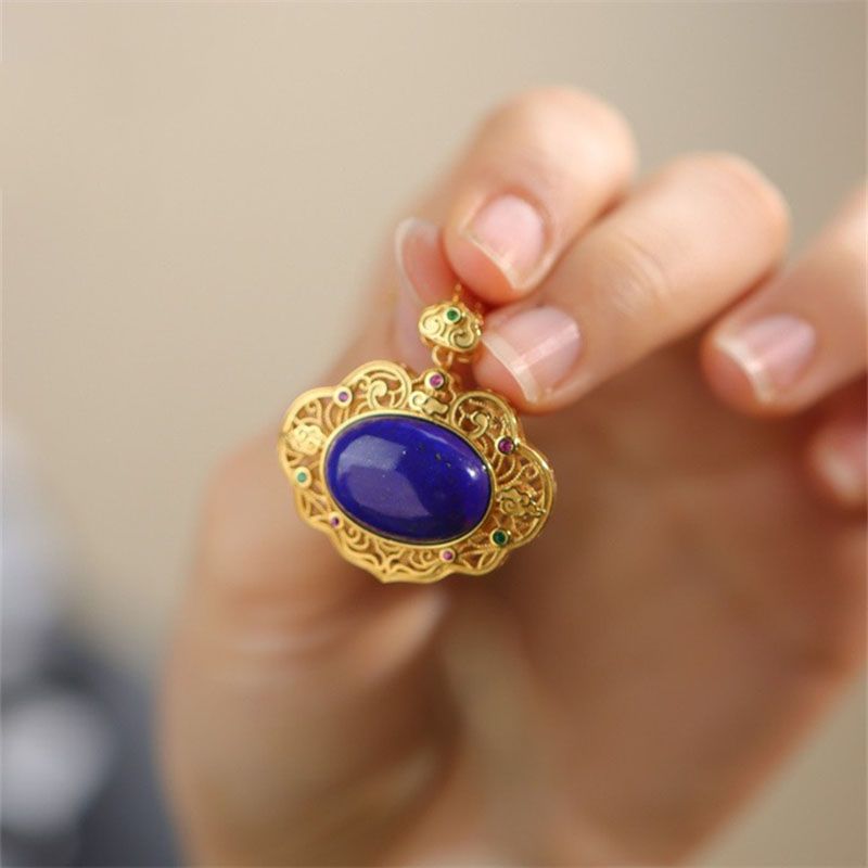 Classical lapis lazuli necklac - Bar Cart Gold recension och pris