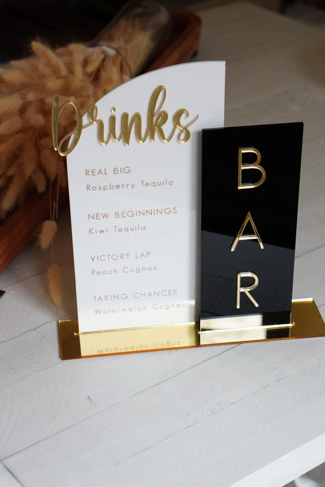 Acrylic Split Wedding Bar Sign - Cocktail Recipe Book recension och pris