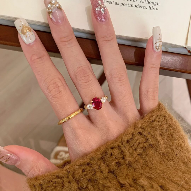 Natural 2-Carat Ruby Ring 18K  - Bar Cart Gold recension och pris